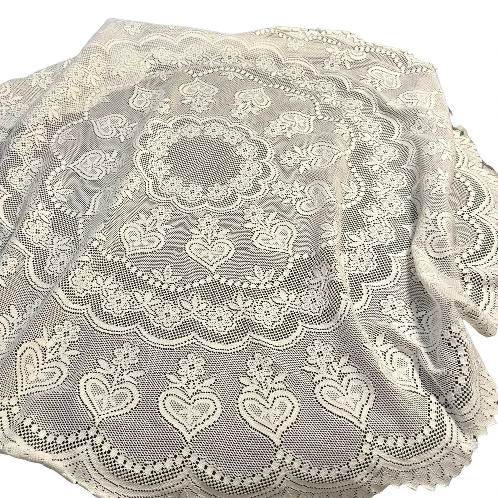 Vintage Heritage Lace Round Tablecloth White Floral Heart Scalloped 64